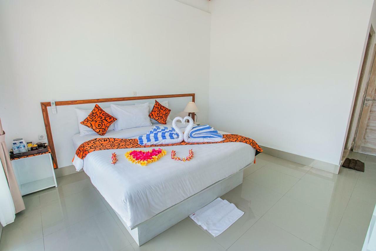 Rumah Marta Ceningan Island Lembongan Exterior photo