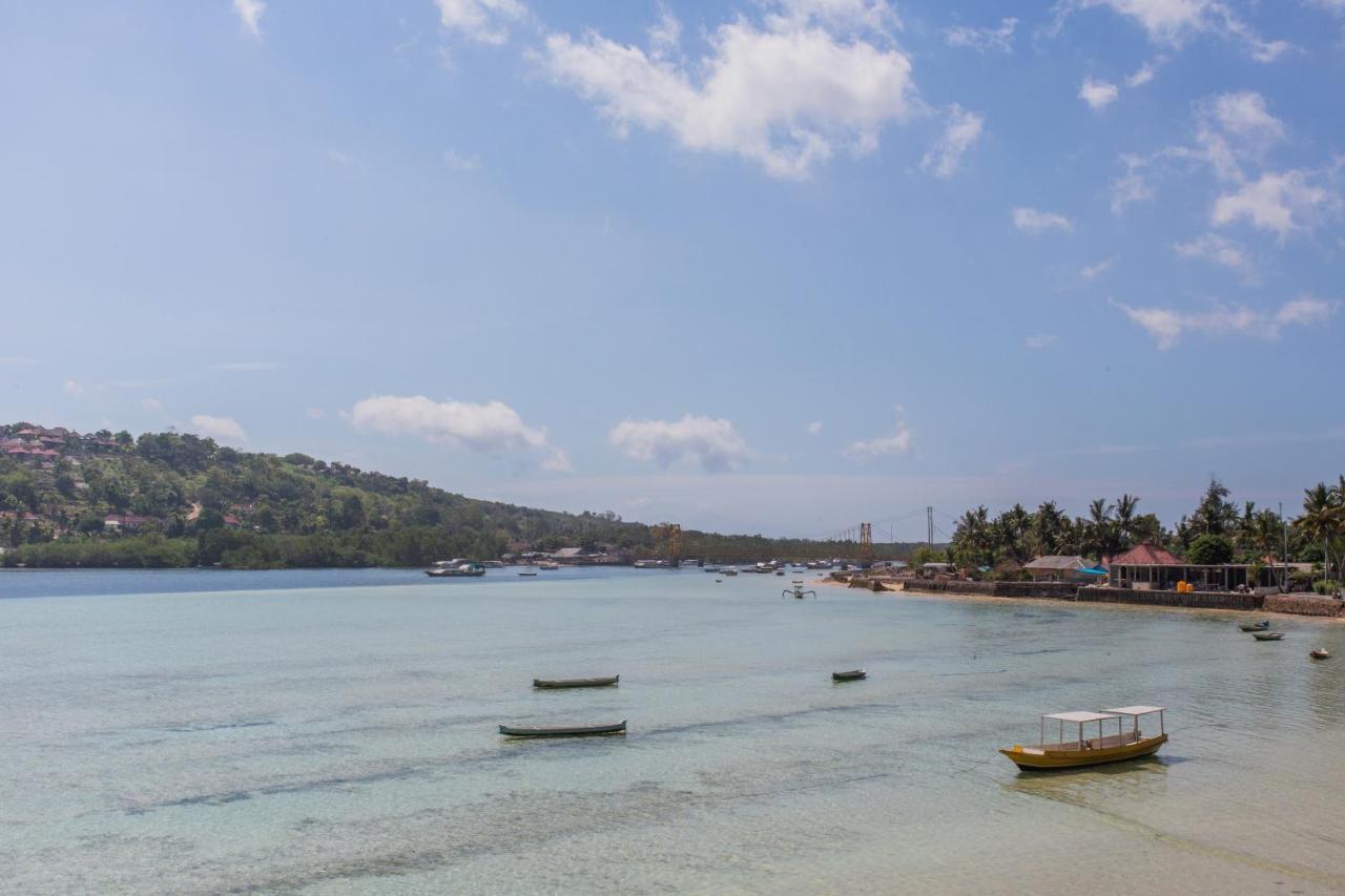 Rumah Marta Ceningan Island Lembongan Exterior photo